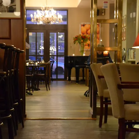 Hotel Carol-3